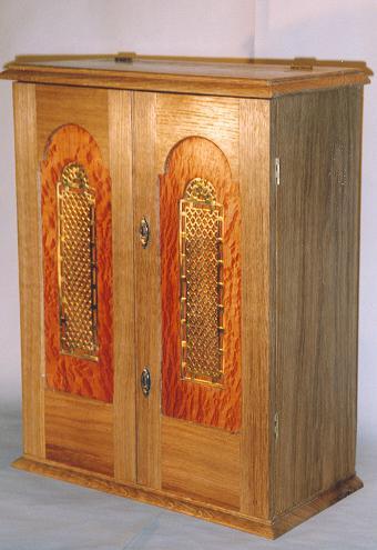 Lover's cabinet